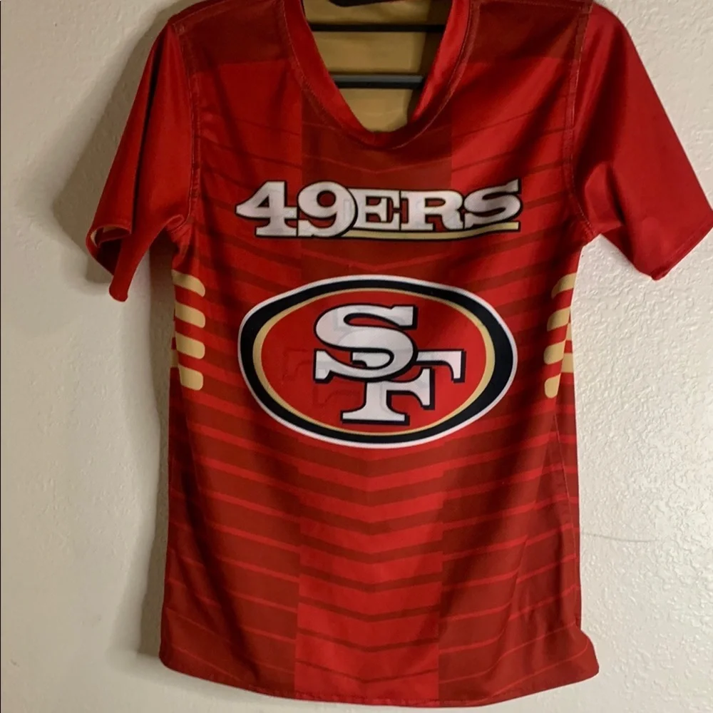 Reversible Red 49ers Graphic T-Shirt